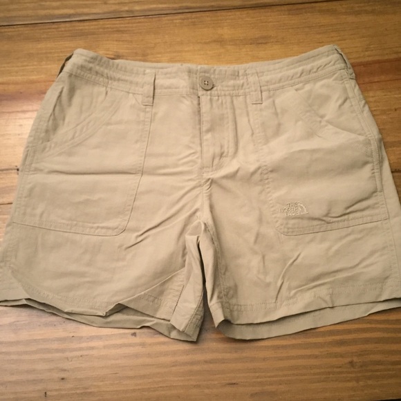the north face khaki shorts